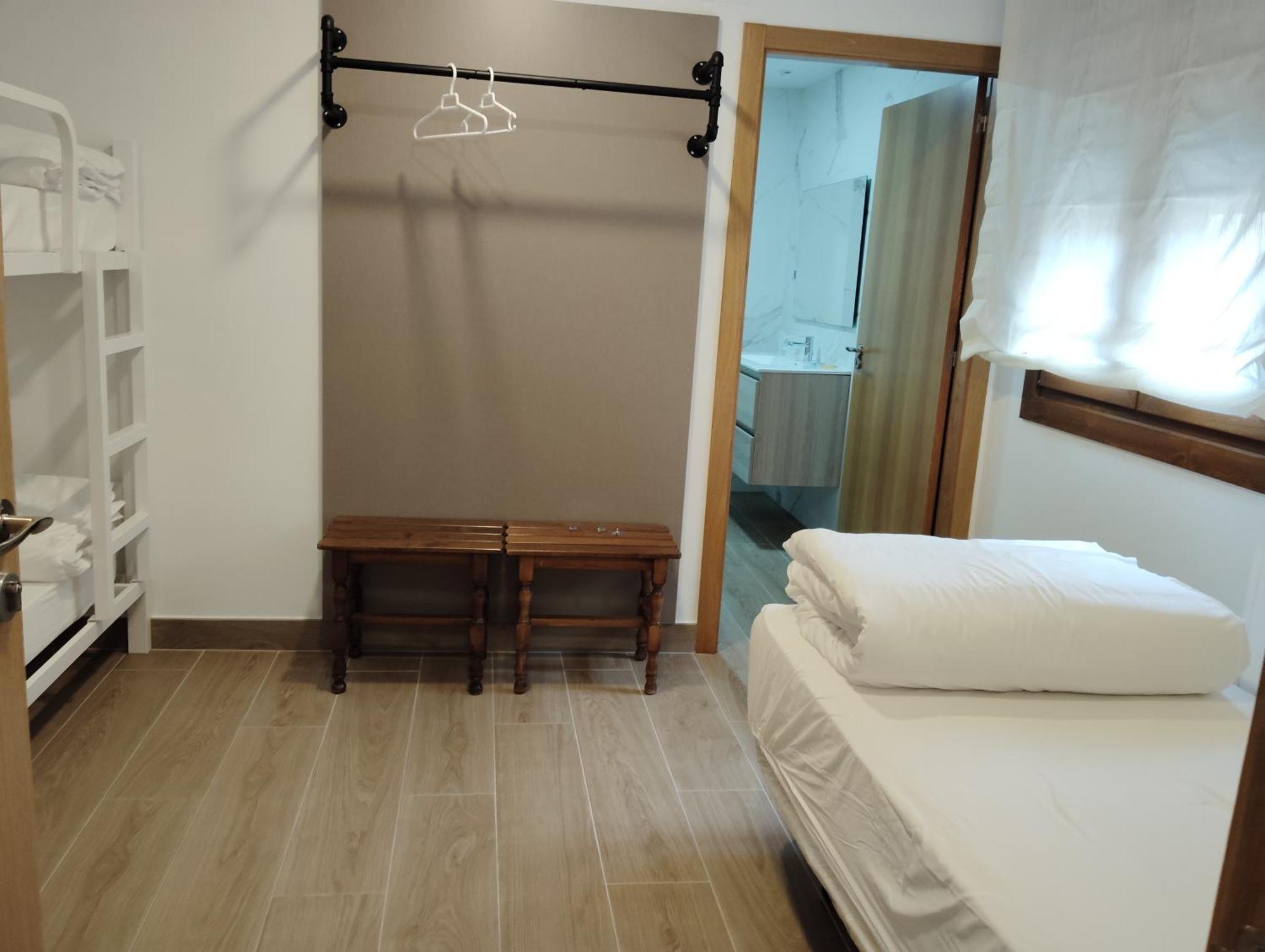 Albergue Hostel Nuestra Senora Del Camino Комбарро Экстерьер фото